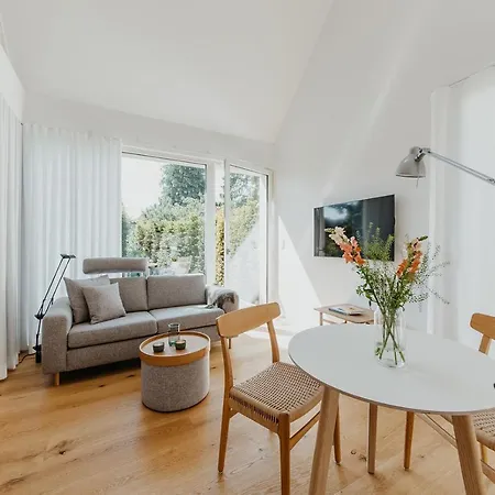Holiday home Halfhouse Wieck